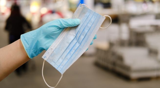 Mascarillas bloquean el coronavirus, pero no totalmente