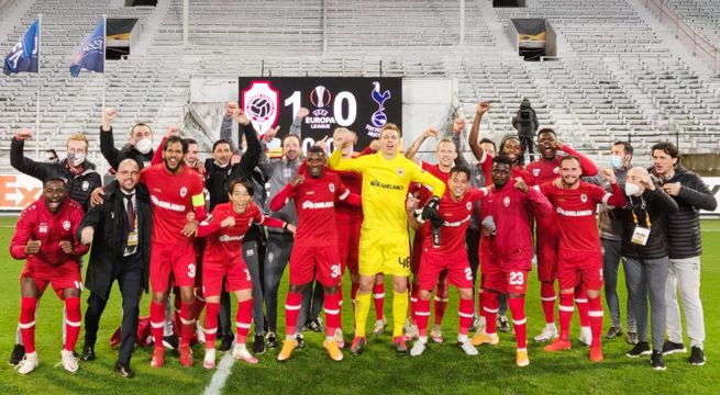 Equipo de Cristian Benavente venció al Tottenham en la Europa League