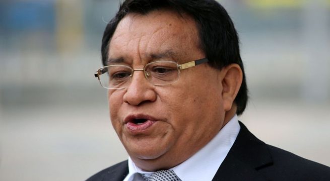 Fiscalía allana casa de José Luna Gálvez, fundador de Podemos Perú