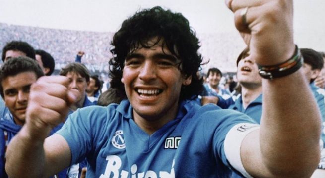 El Napoli se despide de Diego Armando Maradona