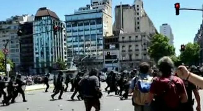 Diego Maradona: se reportan incidentes en velatorio del exfutbolista en Buenos Aires