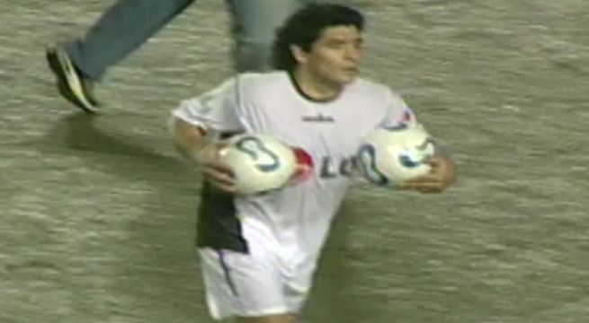 La última vez que Diego Maradona pisó el gramado del Estadio Nacional de Lima