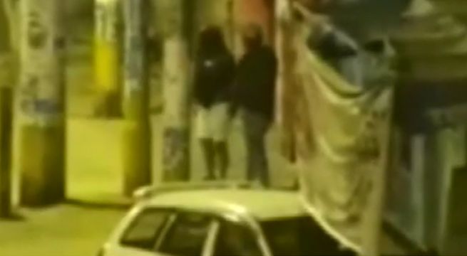 Ladrones fingen ser enamorados para robar un automóvil en Ate