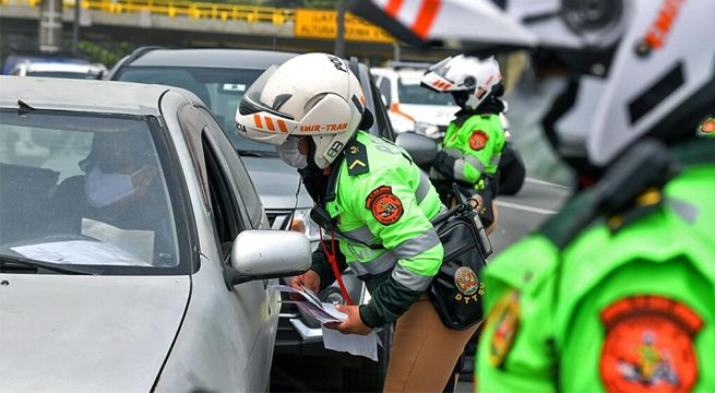 Descubre cómo tramitar tu pase vehicular para las fiestas de Año Nuevo