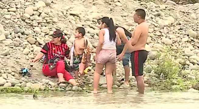 Pachacámac: familias acuden al río Lurín tras restricciones en playas