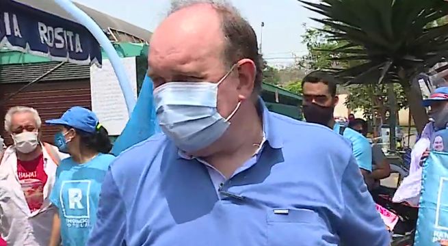 Rafael López Aliaga se retracta y utiliza mascarilla en recorrido proselitista