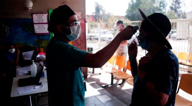 Chile evalúa la posibilidad de volver a cuarentena en su capital