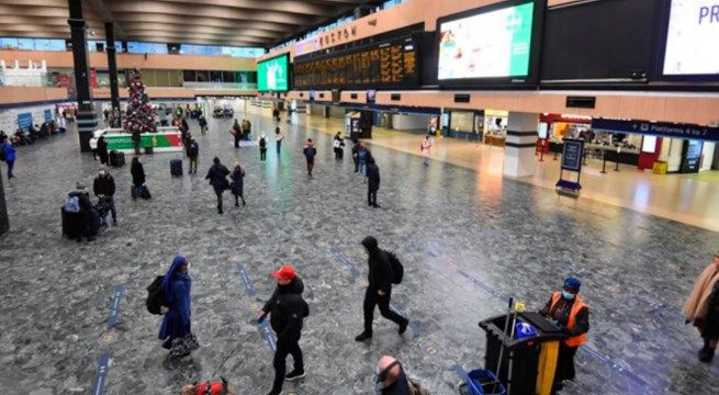 Viajeros que lleguen a Reino Unido deberán presentar test negativo de covid-19