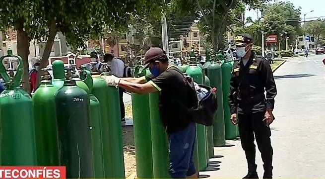 'Ángel del oxígeno': mafias lo amenazan y obligan a cerrar su negocio