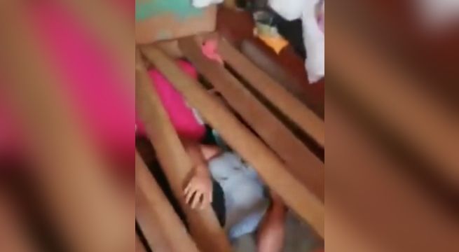 Huánuco: jóvenes se esconden debajo de cama para evitar ser intervenidas