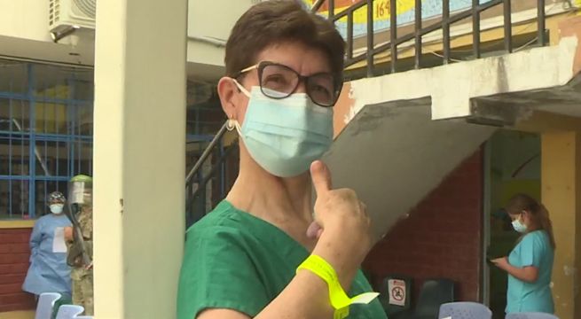 Más de 9 mil trabajadores de la salud fueron vacunados en todo el país