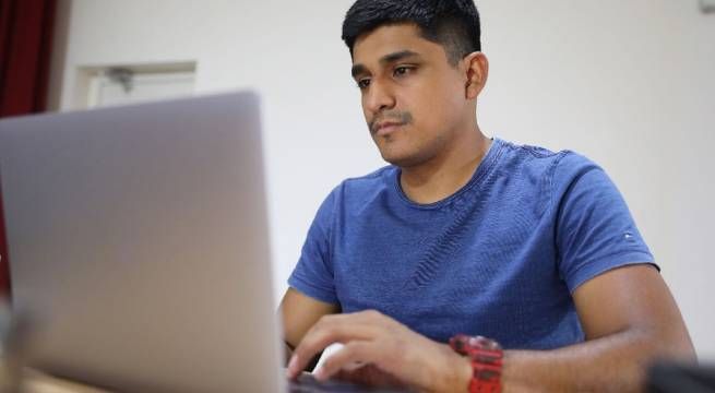 Otorgarán 3 mil becas a personas desempleadas o que ganen menos de S/2,400