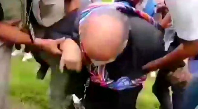 Hernando de Soto sufrió tropiezo durante actividad proselitista en Jauja