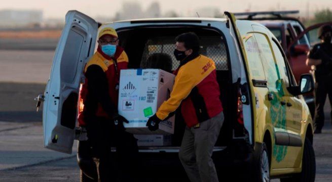 Chile recibe dos nuevos lotes de vacunas Pfizer
