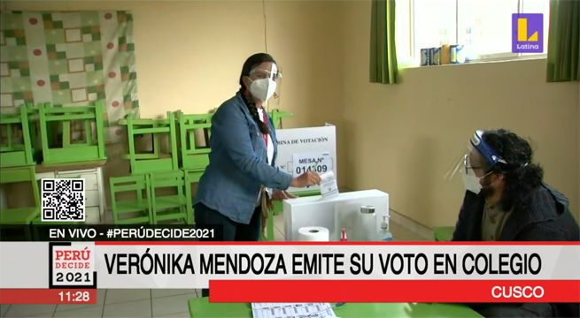 Verónika Mendoza ejerció su derecho a voto en el Cusco