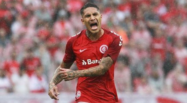 Paolo Guerrero no terminó entrenamiento y preocupa a la selección peruana