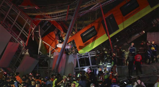 Al menos 23 muertos causó desplome de viaducto del metro de Ciudad de México
