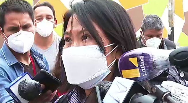 Keiko Fujimori visitó a Kenji en clínica: 