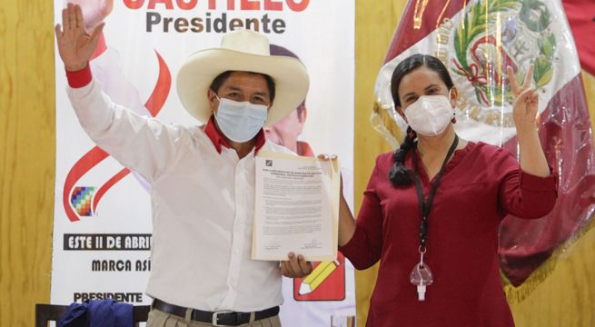 Pedro Castillo y Verónika Mendoza firmaron acuerdo político para la segunda vuelta