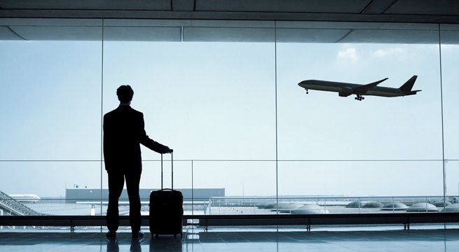 España dejará entrar a su territorio a cualquier persona vacunada contra el covid a partir del 7 de