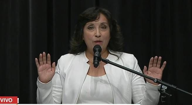 Dina Boluarte de Perú Libre: “Las manos de Pedro Castillo están limpias, esa es la diferencia”