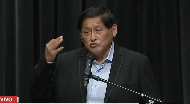 Juan Pari de Perú Libre: “Con el actual modelo, el 70% se busca la vida como puede”