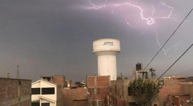 Indeci recomienda no utilizar teléfonos ni vehículos en medio de una tormenta eléctrica