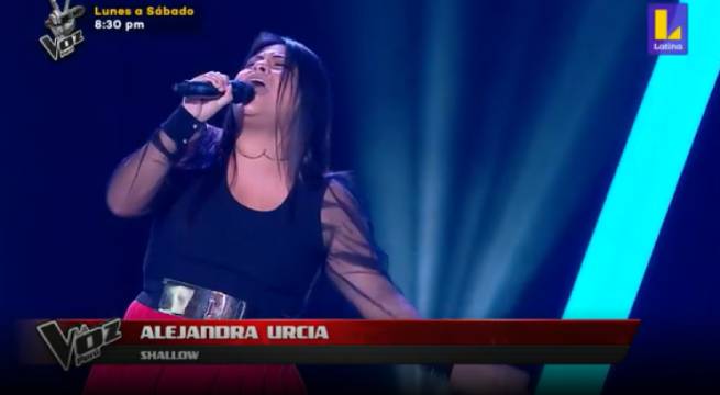 Alejandra Urcia intentó convencer a los entrenadores con el tema “Shallow”