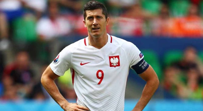 Robert Lewandowski se despide de la Eurocopa tras derrota de Polonia ante Suecia