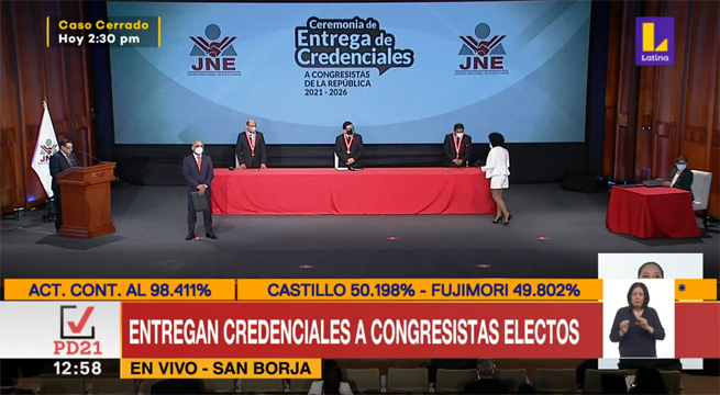 JNE entrega credenciales a congresistas electos