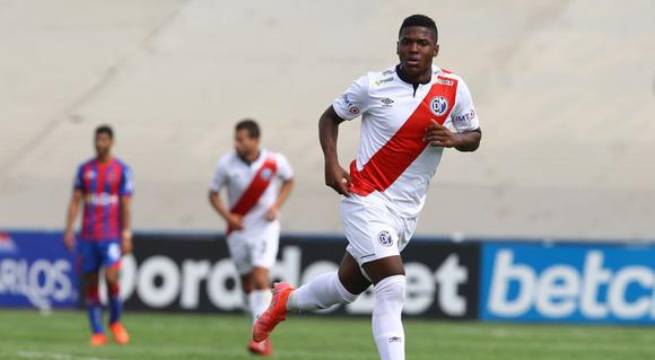 Hijo de Jhonnier Montaño deja Deportivo Municipal para jugar en España