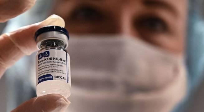 Argentina incrementa presión sobre Rusia tras retrasos entregas vacunas Sputnik V