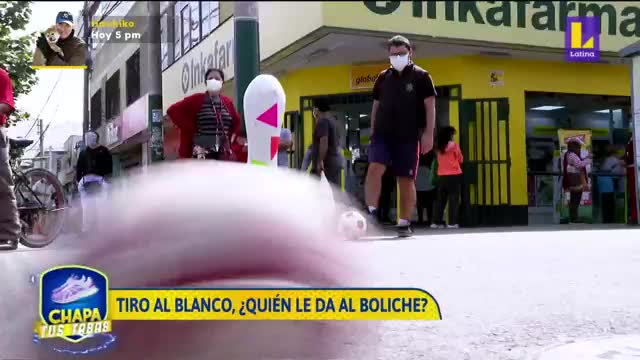Tiro al blanco ¿Quién le da al boliche?