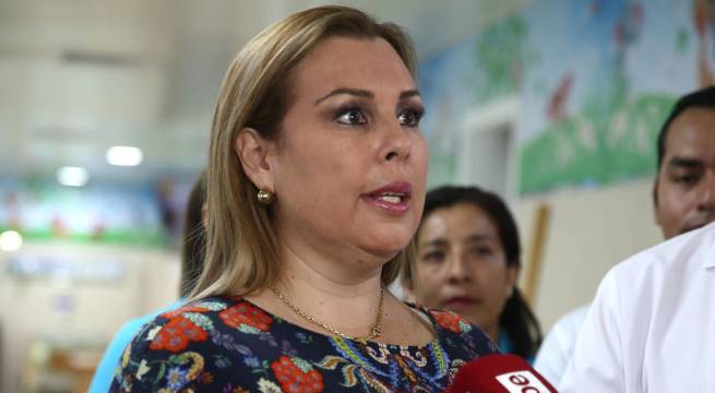 Fiorella Molinelli renunció a la presidencia de EsSalud