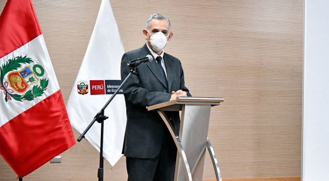 Pedro Francke: La continuidad de la actividad minera es esencial para el desarrollo del país