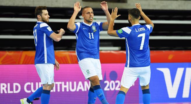 Brasil vs. República Checa por la Copa Mundial de Futsal de la FIFA Lituania 2021