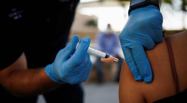 Panamá vacunará contra COVID-19 a turistas que visiten el país