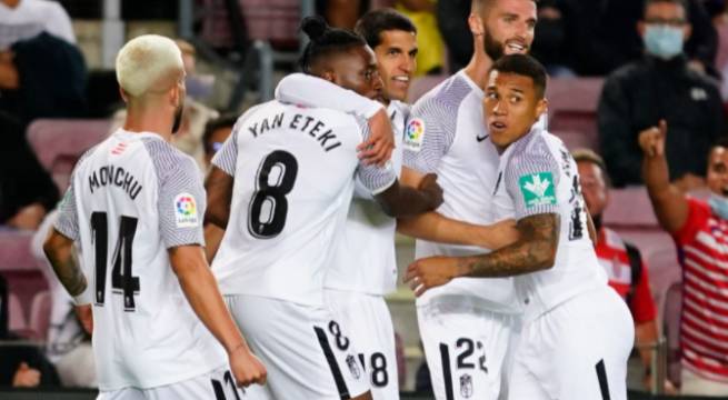 Luis Abram tuvo un buen desempeño en el empate del Granada ante Barcelona
