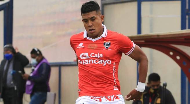 Raziel García marcó un golazo en el empate de Cienciano ante Alianza Atlético
