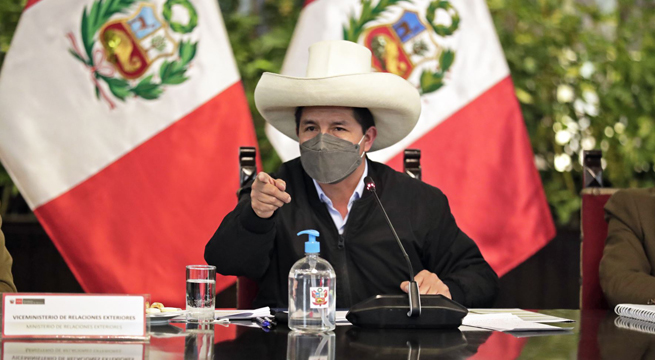 Pedro Castillo da negativo a COVID-19 tras realizarse prueba de descarte