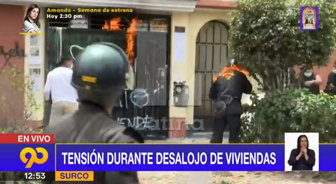 Surco: policía termina en llamas mientras intervenía en el desalojo de una vivienda