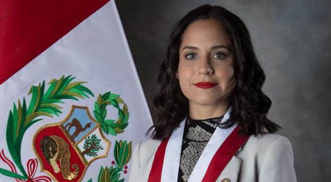 Congresista Bazán: “Nos parece grave que la Junta de Portavoces elija a los miembros del BCR”