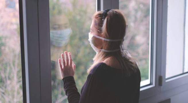 Acciones europeas se ven afectadas por temor a  confinamiento, cortan repunte de seis semanas