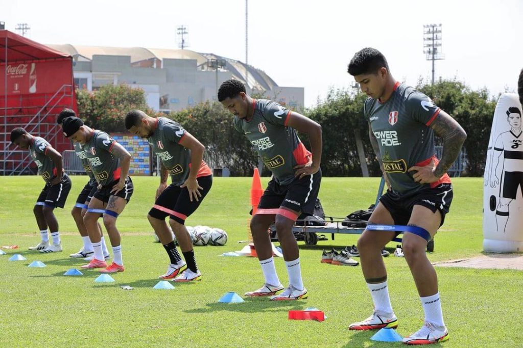 alineación de Perú vs Jamaica