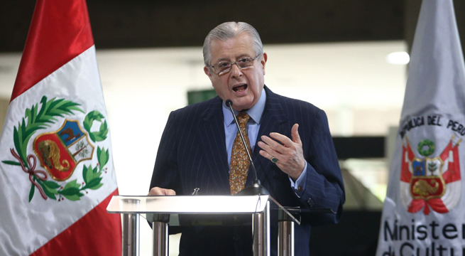 Gobierno designa a excanciller Óscar Maúrtua como nuevo embajador en España