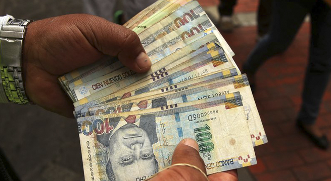 El sol se recupera por tasas y exportaciones, pero política podría estropear horizonte