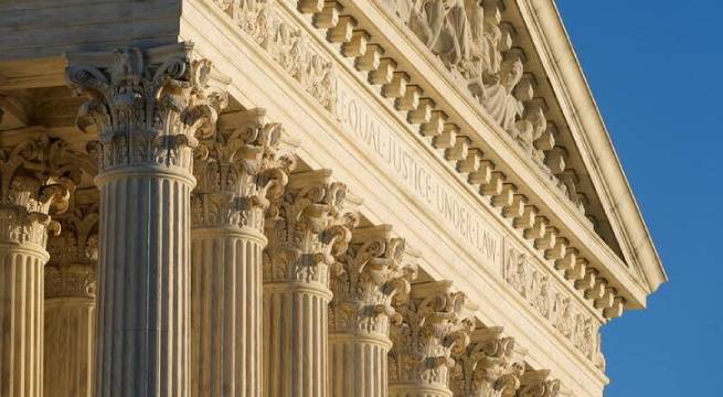 Corte Suprema de Estados Unidos revisará disputa sobre política migratoria 