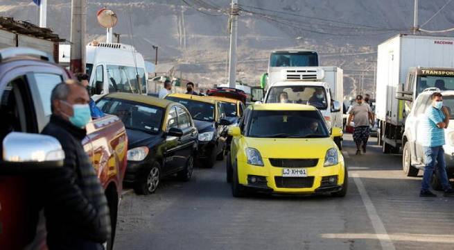 Suspenden vuelos por nuevas protestas en norte de Chile tras muerte de camionero