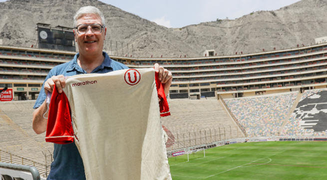 Universitario de Deportes presentó a Álvaro Gutiérrez como su nuevo entrenador