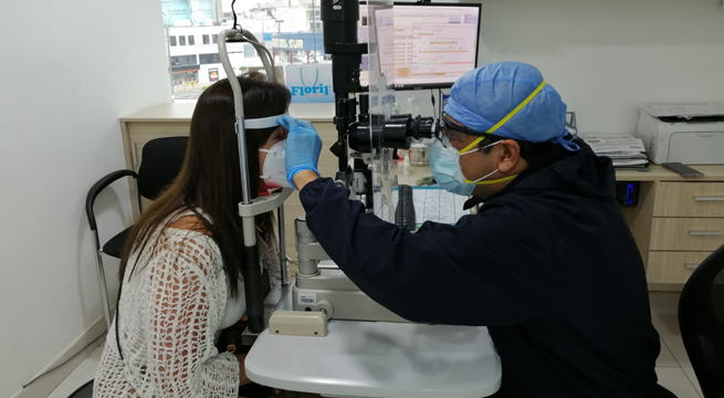 Todo lo que necesitas saber para proteger tus ojos en verano